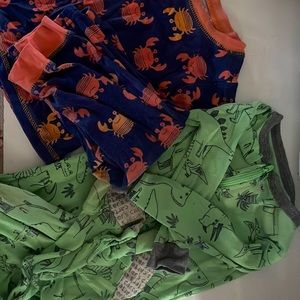 BEDTIME BUNDLE 18 MONTHS. Matching Crabby set & Dino onesie Jams by carters!